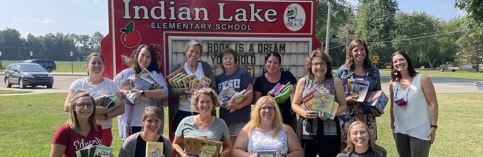 Indian Lake Elementary Teachers Win Book Grant